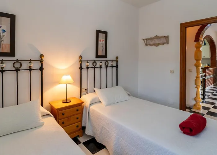 Corvera Casitas Select * Нерха